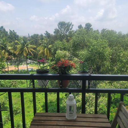 Serene Home Stay Bangalore Buitenkant foto